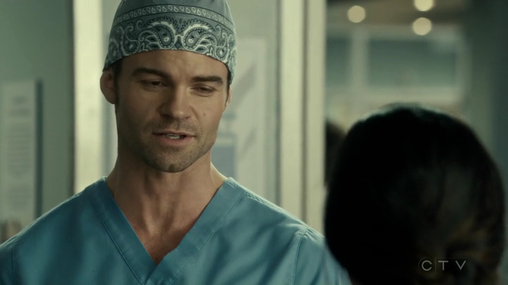 VampireDiariesWorld_dot_nl-SavingHope3x17-2037.jpg