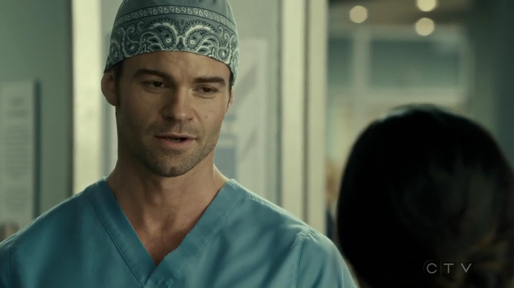 VampireDiariesWorld_dot_nl-SavingHope3x17-2038.jpg