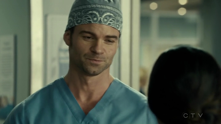 VampireDiariesWorld_dot_nl-SavingHope3x17-2039.jpg