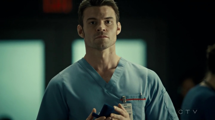 VampireDiariesWorld_dot_nl-SavingHope3x17-2395.jpg