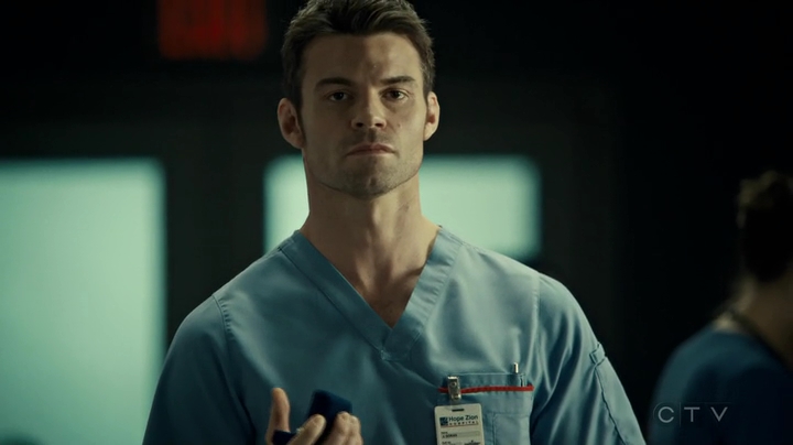 VampireDiariesWorld_dot_nl-SavingHope3x17-2397.jpg