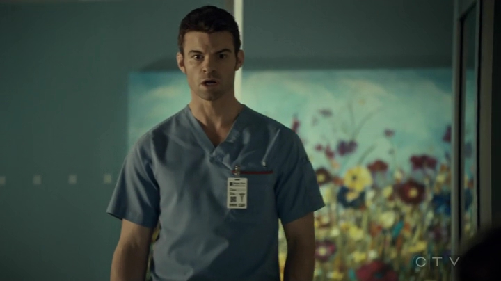 VampireDiariesWorld_dot_nl-SavingHope3x17-2426.jpg