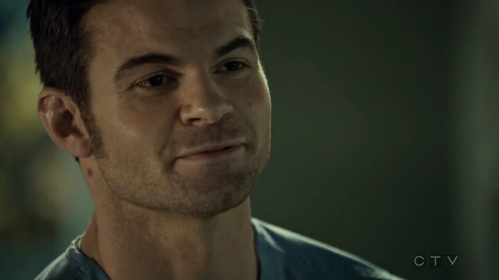 VampireDiariesWorld_dot_nl-SavingHope3x17-2477.jpg