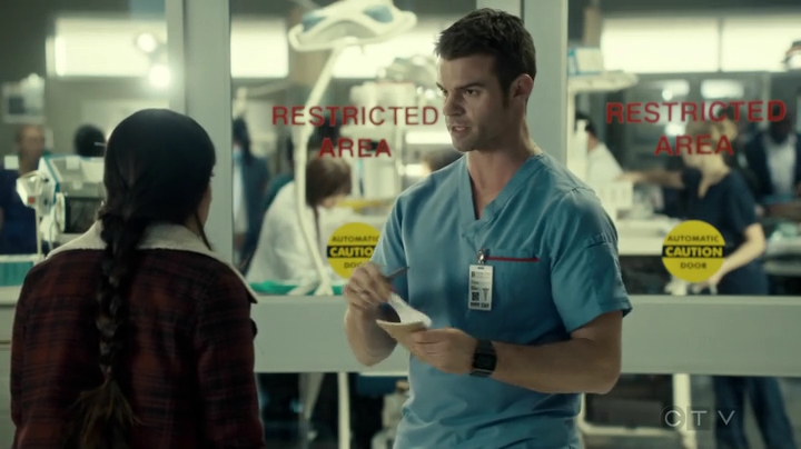 VampireDiariesWorld_dot_nl-SavingHope3x17-341.jpg