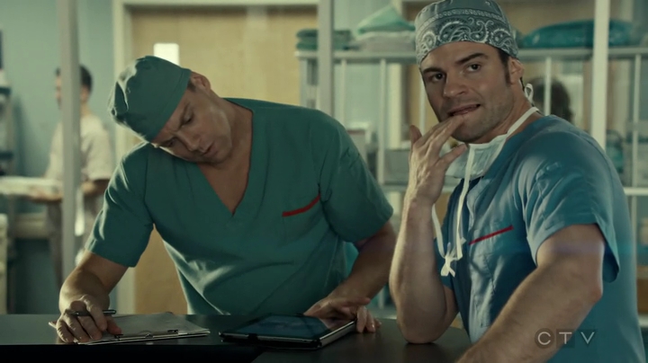 VampireDiariesWorld_dot_nl-SavingHope3x17-581.jpg