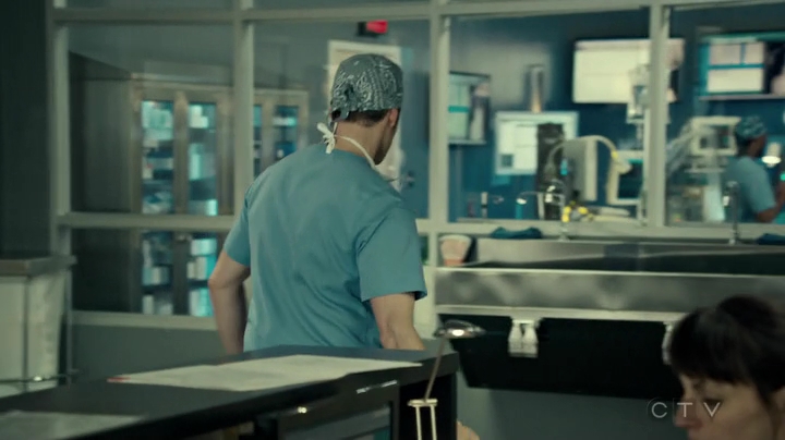 VampireDiariesWorld_dot_nl-SavingHope3x17-589.jpg