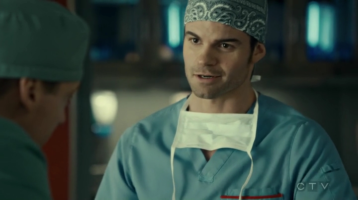 VampireDiariesWorld_dot_nl-SavingHope3x17-666.jpg