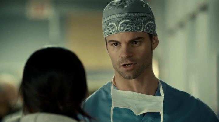 VampireDiariesWorld_dot_nl-SavingHope3x17-702.jpg