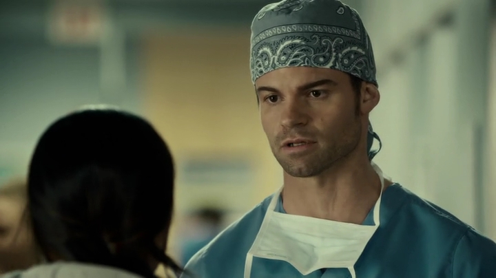 VampireDiariesWorld_dot_nl-SavingHope3x17-706.jpg