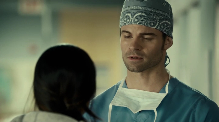 VampireDiariesWorld_dot_nl-SavingHope3x17-717.jpg