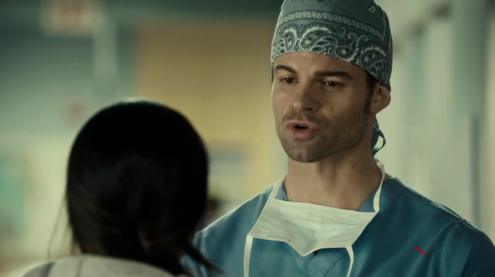 VampireDiariesWorld_dot_nl-SavingHope3x17-720.jpg