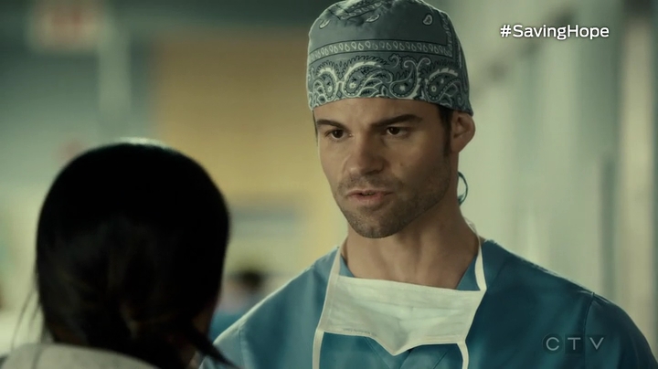 VampireDiariesWorld_dot_nl-SavingHope3x17-727.jpg