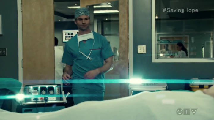 VampireDiariesWorld_dot_nl-SavingHope3x17-758.jpg