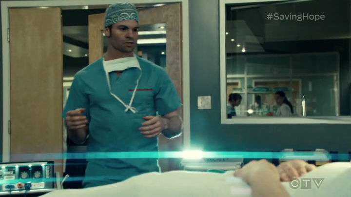 VampireDiariesWorld_dot_nl-SavingHope3x17-759.jpg