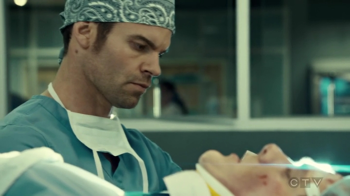 VampireDiariesWorld_dot_nl-SavingHope3x17-787.jpg