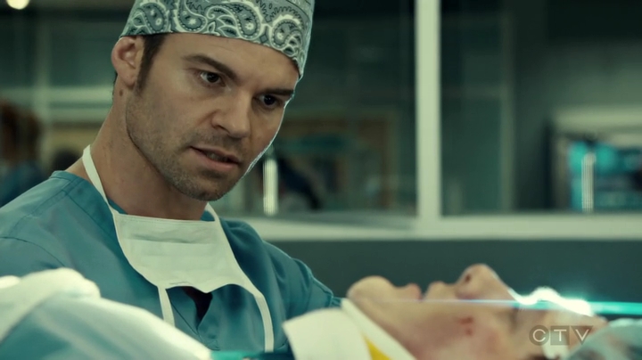 VampireDiariesWorld_dot_nl-SavingHope3x17-803.jpg