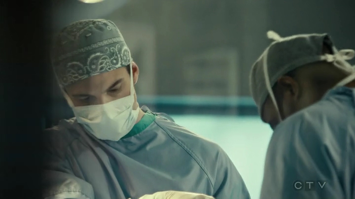 VampireDiariesWorld_dot_nl-SavingHope3x17-981.jpg