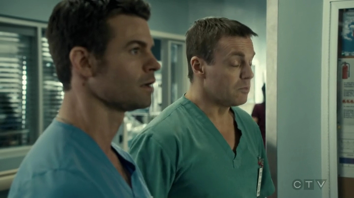 VampireDiariesWorld_dot_nl-SavingHope3x18-136.jpg