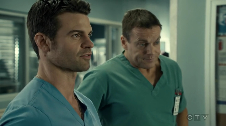 VampireDiariesWorld_dot_nl-SavingHope3x18-140.jpg