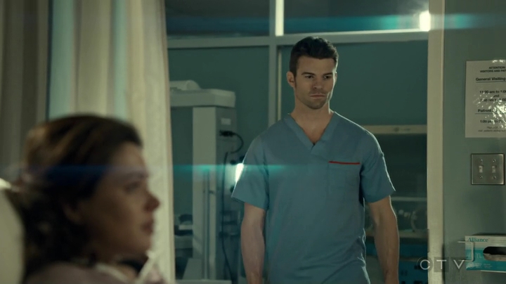 VampireDiariesWorld_dot_nl-SavingHope3x18-2408.jpg