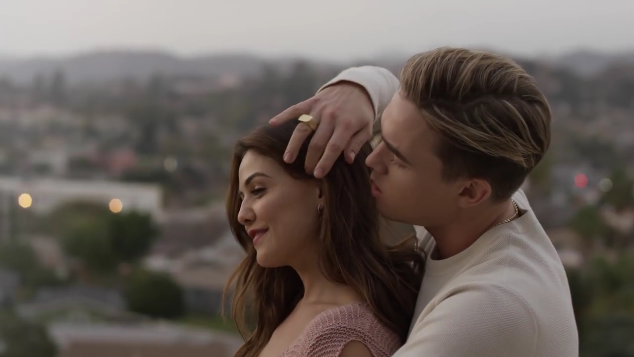 VampireDiariesWorld-dot-nl_JesseMcCartney-BetterWithYou0132.jpg