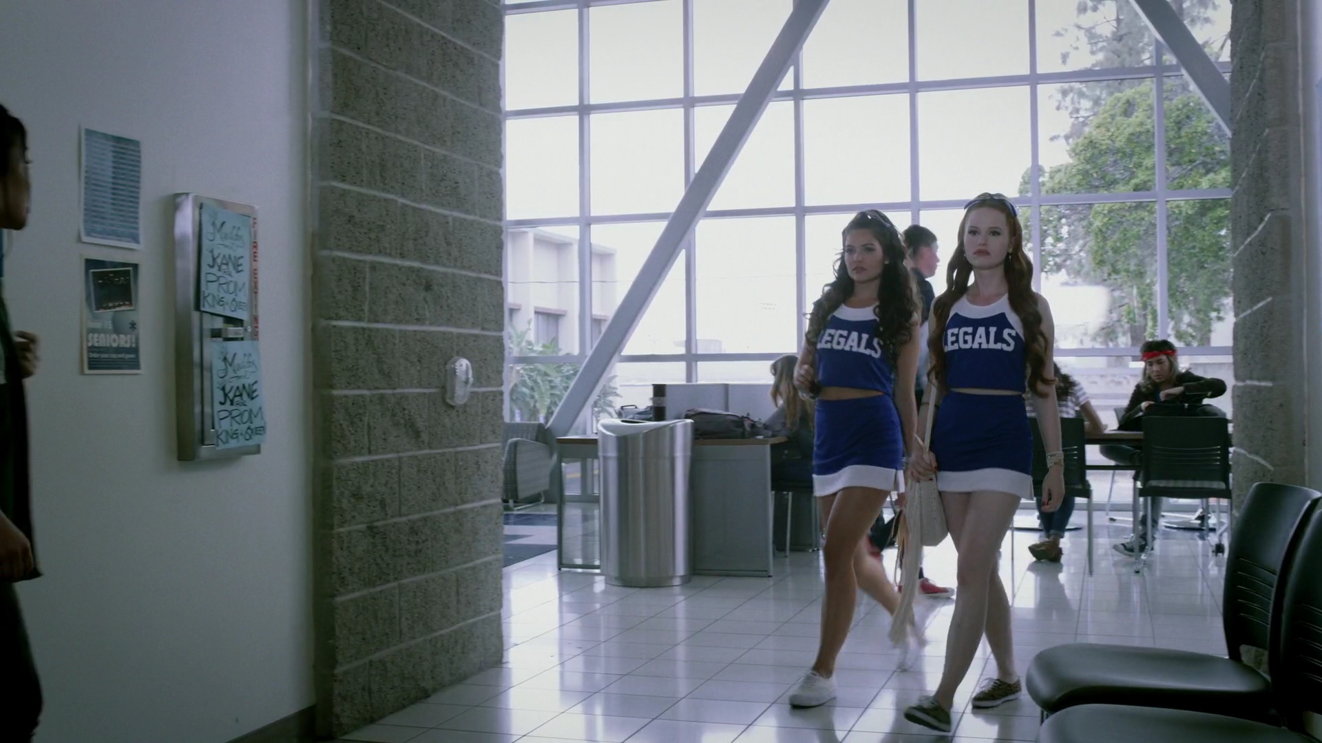 VampireDiariesWorld-dot-nl_FTheProm0228.jpg