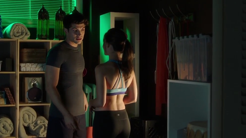 VampireDiariesWorld-dot-nl_FamousInLove2x01-0388.jpg