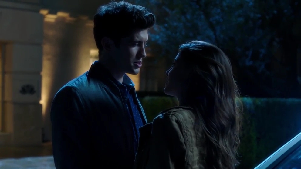 VampireDiariesWorld-dot-nl_FamousInLove2x01-0663.jpg