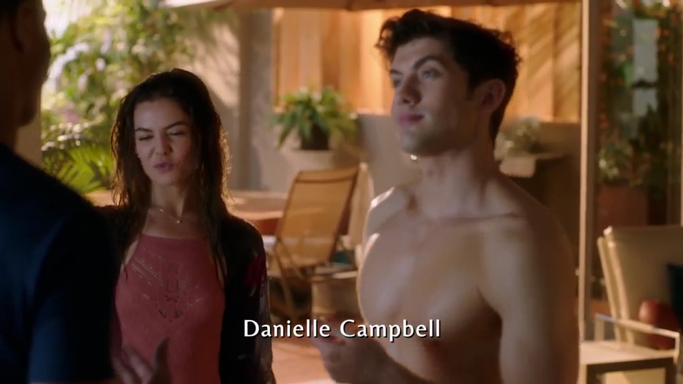 VampireDiariesWorld-dot-nl_FamousInLove2x02-0826.jpg