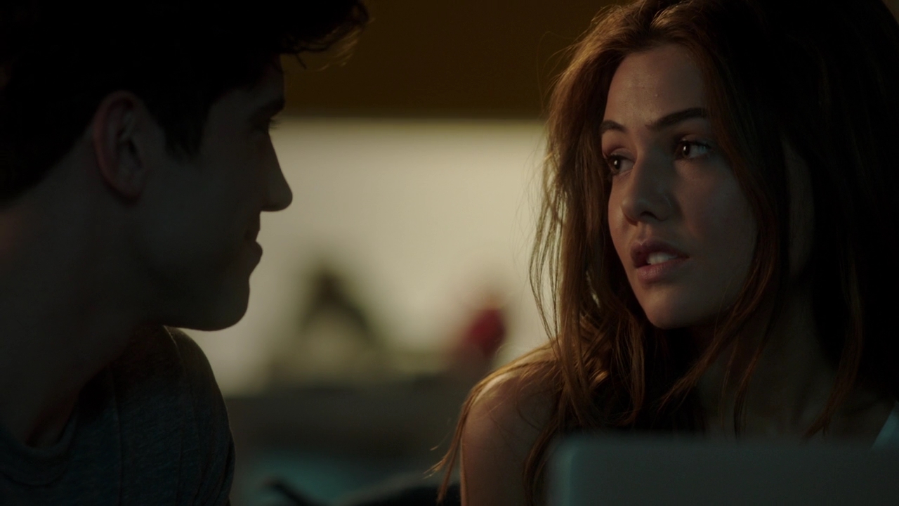 VampireDiariesWorld-dot-NL_FamousInLove2x04-0072.jpg