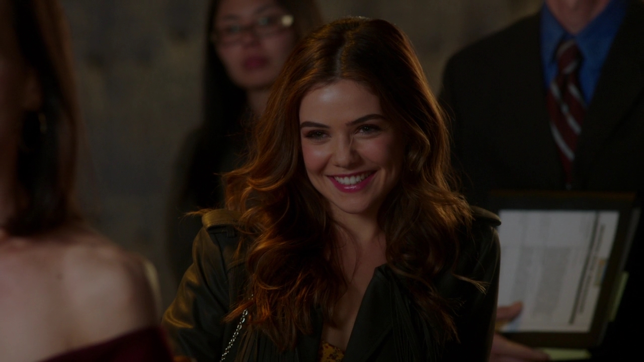 VampireDiariesWorld-dot-NL_FamousInLove2x04-0867.jpg