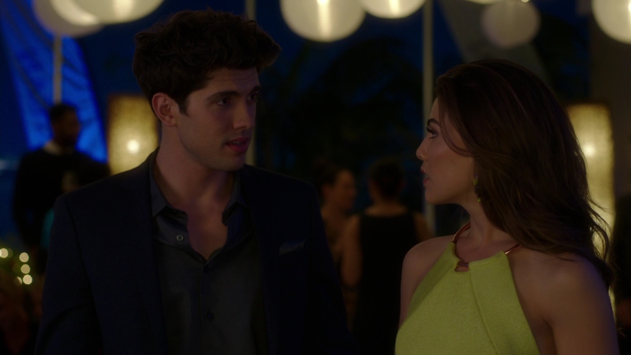 VampireDiariesWorld-dot-NL_FamousInLove2x05-1583.jpg