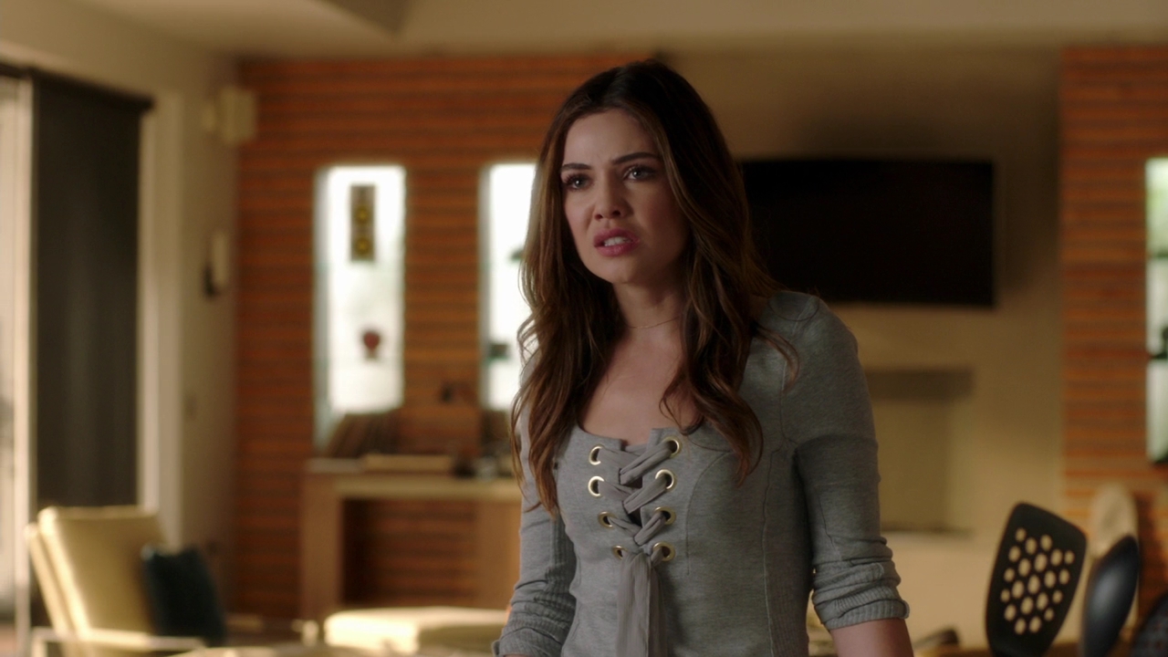 VampireDiariesWorld-dot-NL_FamousInLove2x06-0649.jpg