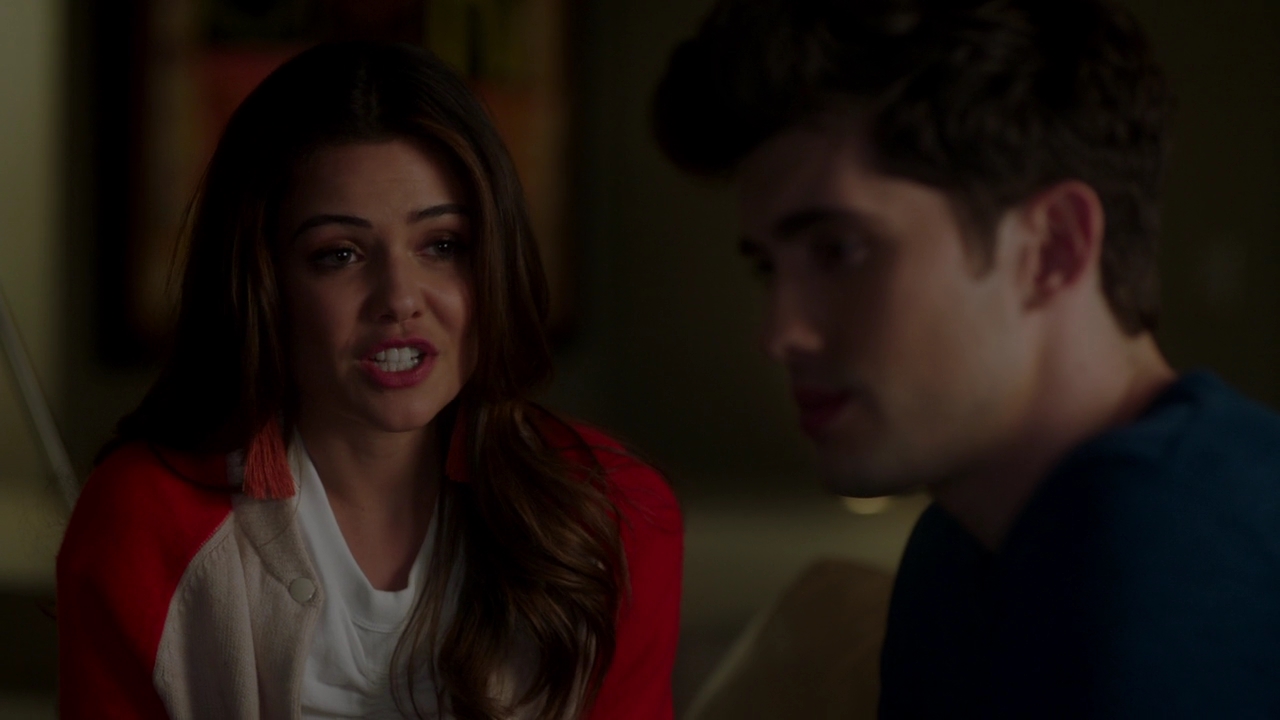 VampireDiariesWorld-dot-NL_FamousInLove2x07-0588.jpg