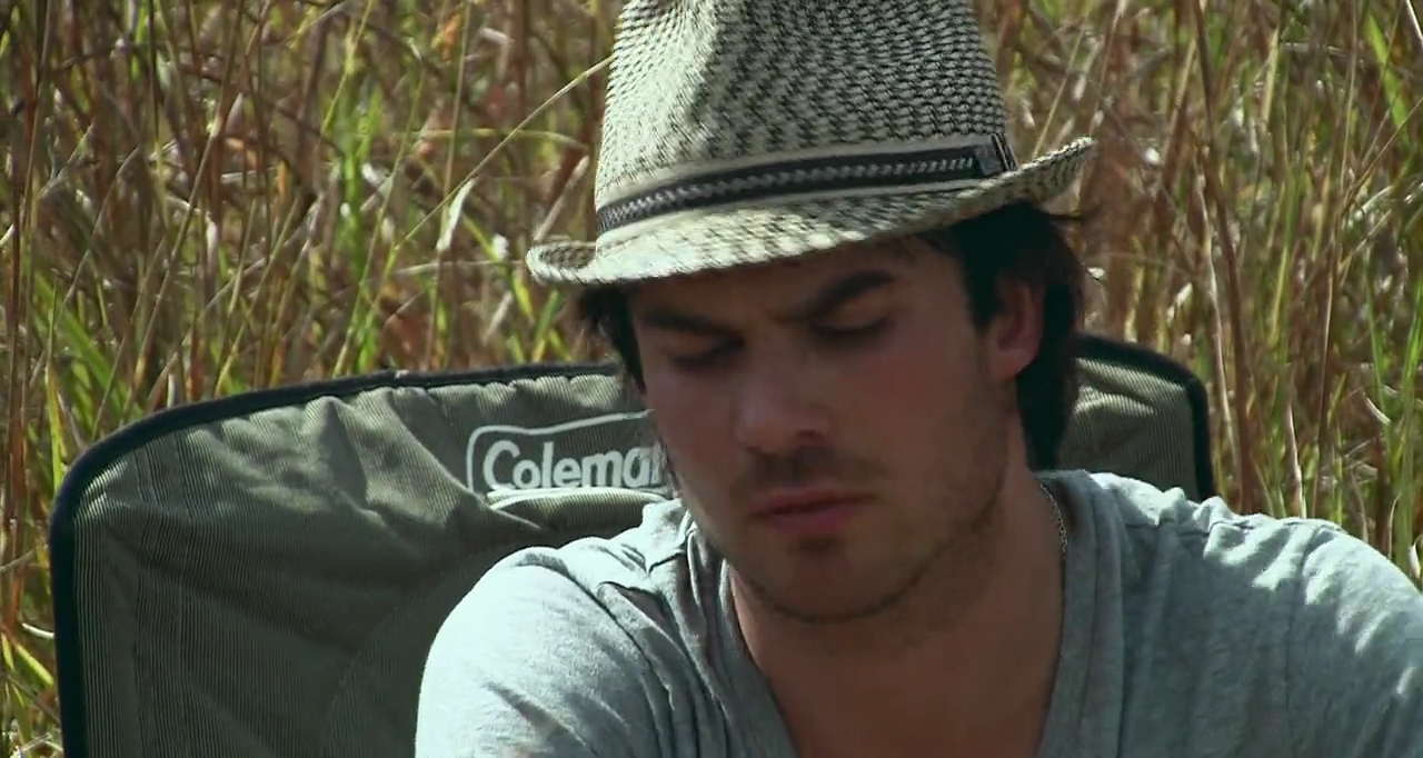 VampireDiariesWorld-dot-nl_KissTheGround2895.jpg