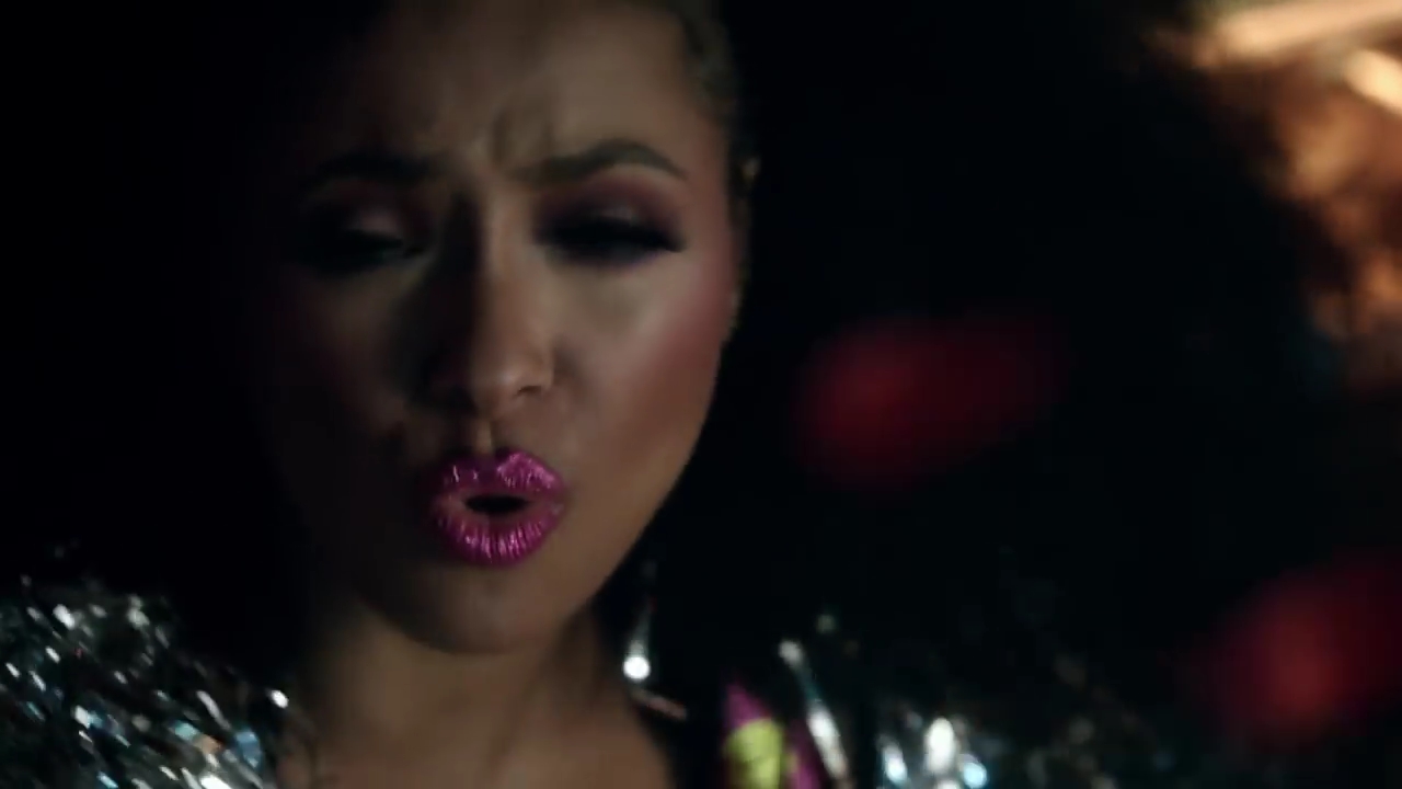 VampireDiariesWorld-dot-NL_KatGraham-AllYourLove0152.jpg