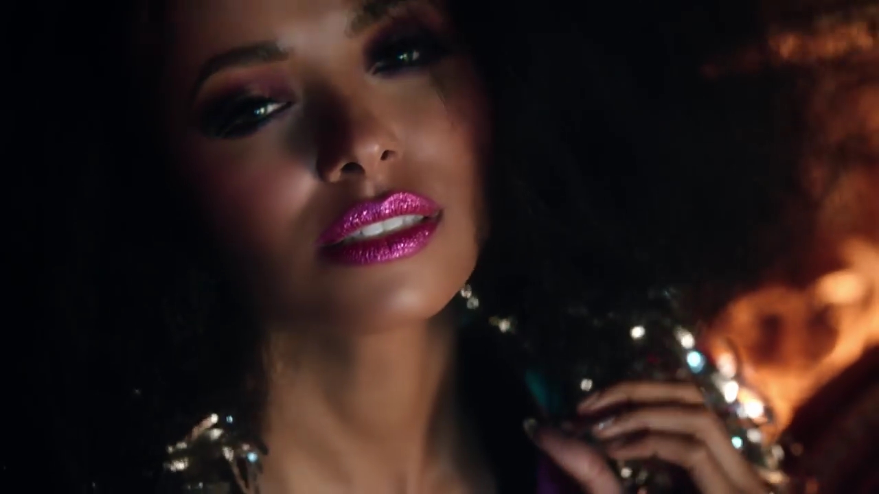 VampireDiariesWorld-dot-NL_KatGraham-AllYourLove0197.jpg