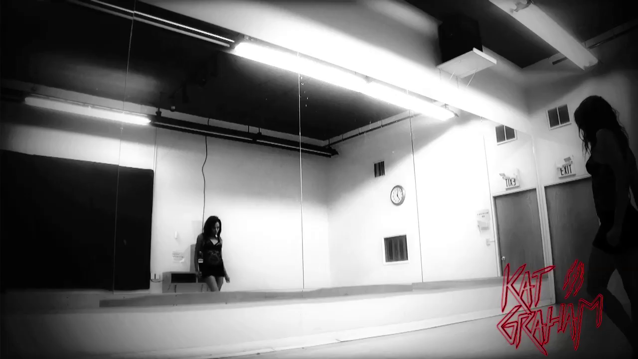 VampireDiariesWorld-dot-org_ColdHeartedSnake-Remix-Captures00252.png