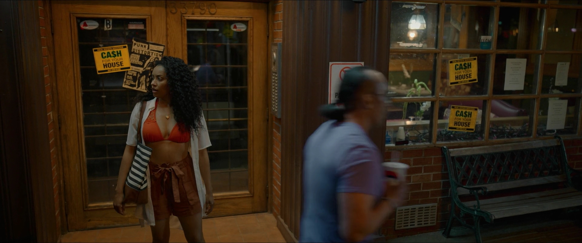 vampirediariesworld-dot-nl_Heatwave0200.jpg
