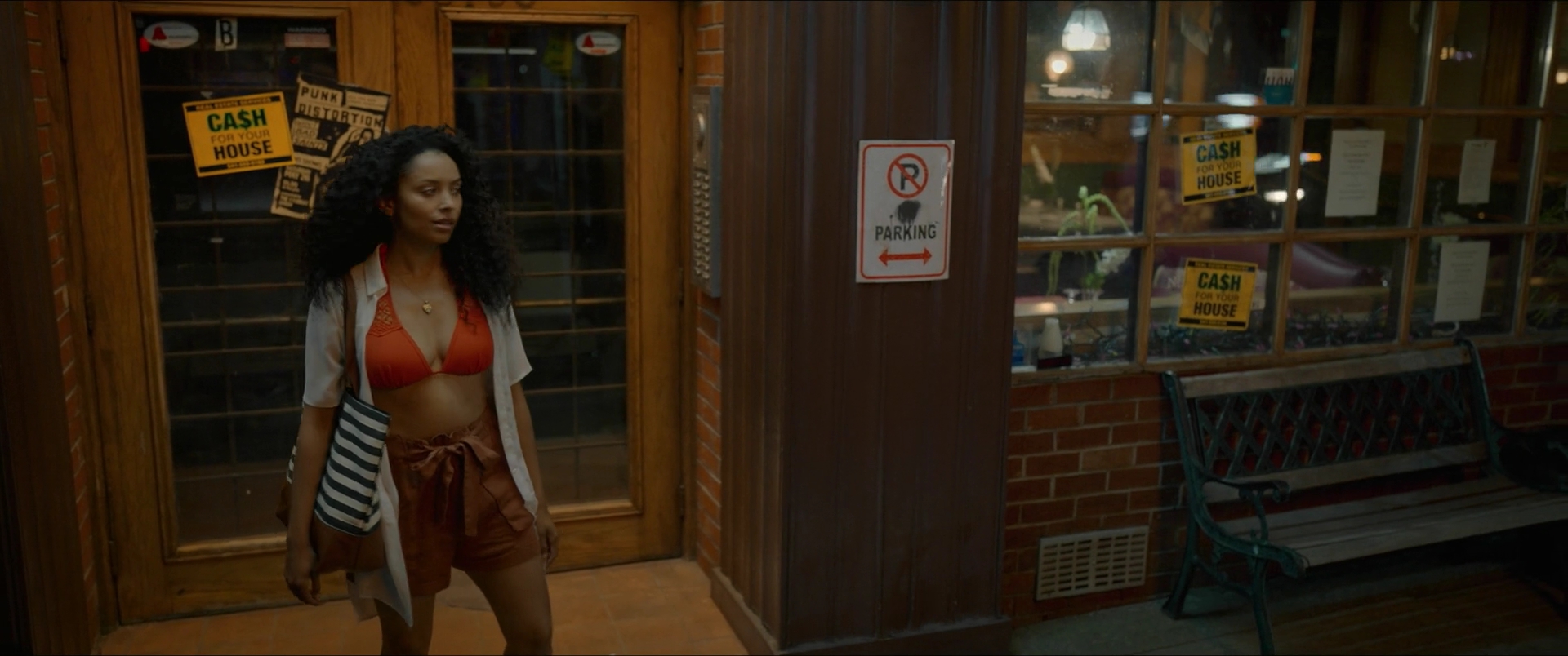 vampirediariesworld-dot-nl_Heatwave0202.jpg