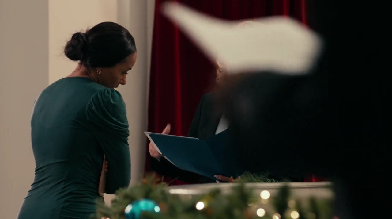 VampireDiariesWorld-dot-nl_OperationChristmasDrop0463.jpg