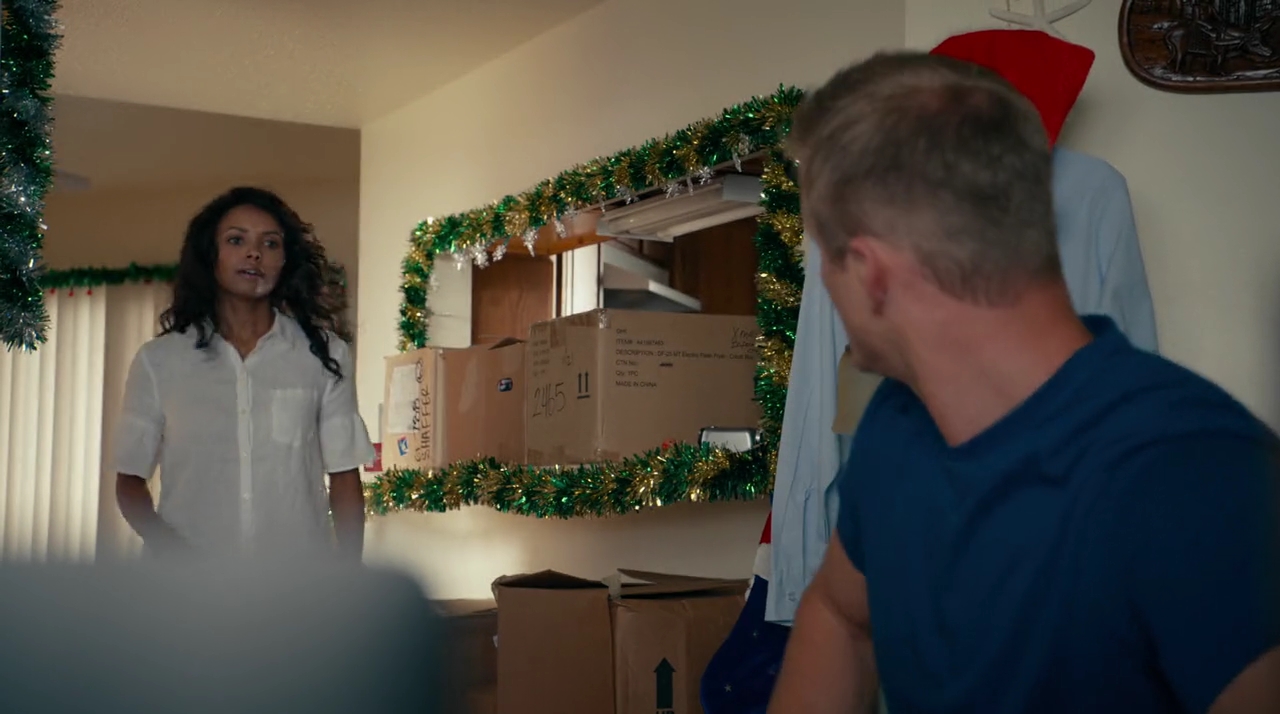 VampireDiariesWorld-dot-nl_OperationChristmasDrop2953.jpg