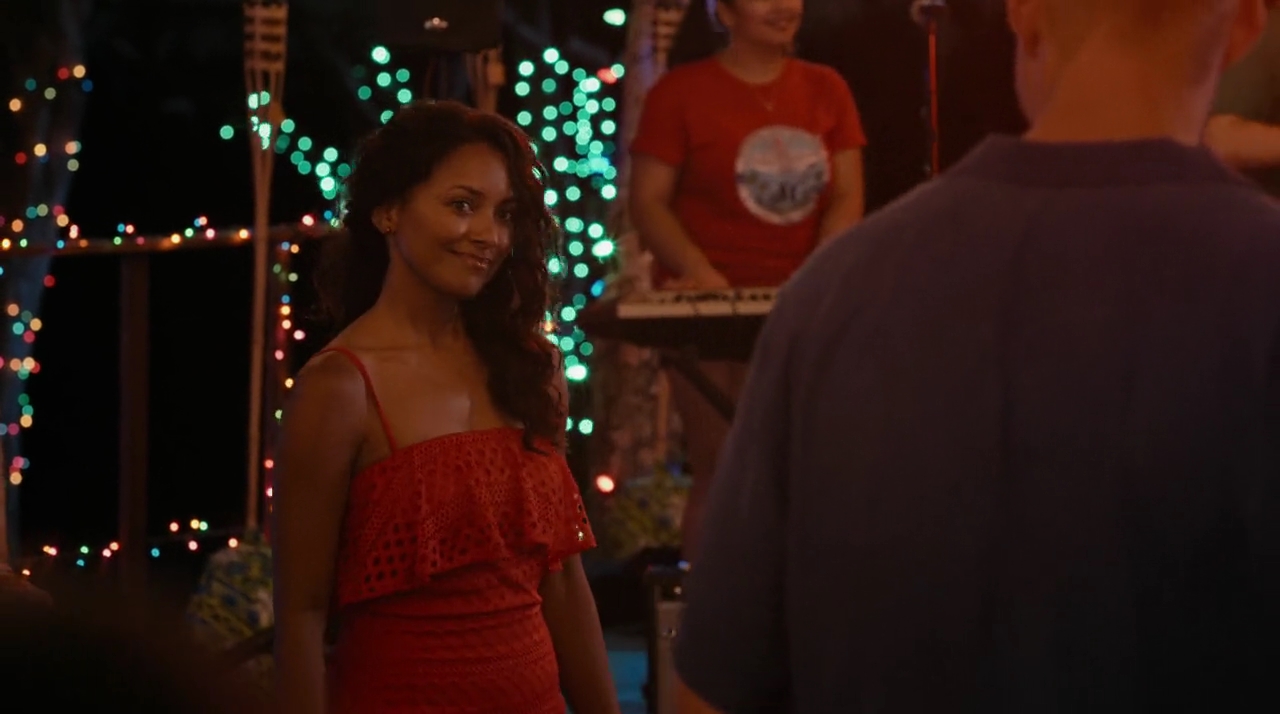 VampireDiariesWorld-dot-nl_OperationChristmasDrop3549.jpg