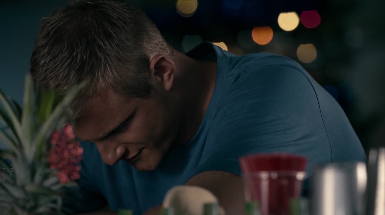 VampireDiariesWorld-dot-nl_OperationChristmasDrop4425.jpg