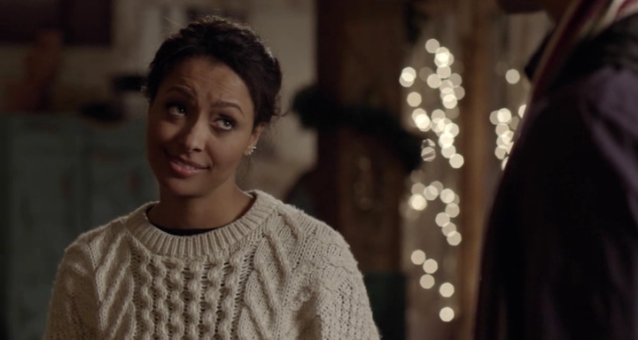 Charmed-Online-dot-nl_TheHolidayCalendar0774.jpg