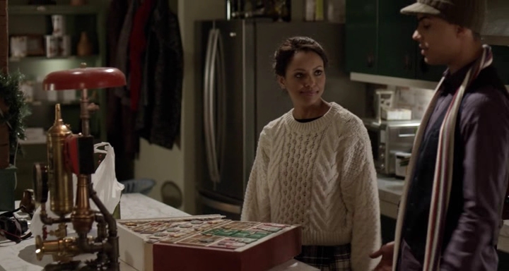 Charmed-Online-dot-nl_TheHolidayCalendar0782.jpg
