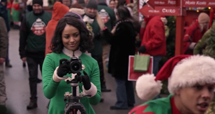 Charmed-Online-dot-nl_TheHolidayCalendar1007.jpg