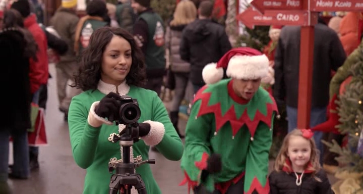 Charmed-Online-dot-nl_TheHolidayCalendar1020.jpg