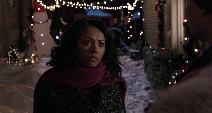 Charmed-Online-dot-nl_TheHolidayCalendar3608.jpg