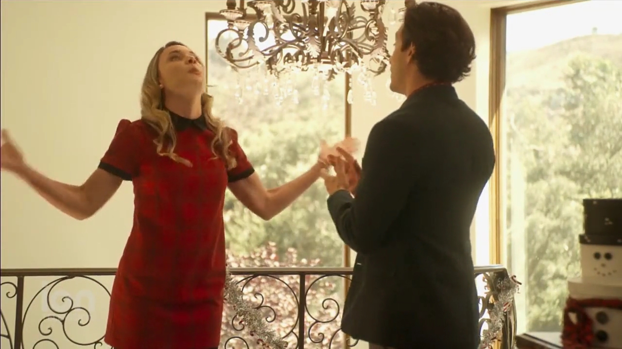 VampireDiariesWorld-dot-nl_ABeautyAndTheBeastChristmas1172.jpg